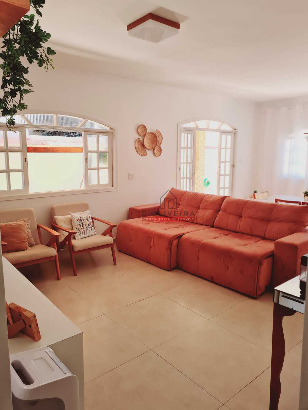 Casa com piscina à venda no Balneário Três Marias - Peruíbe - SP