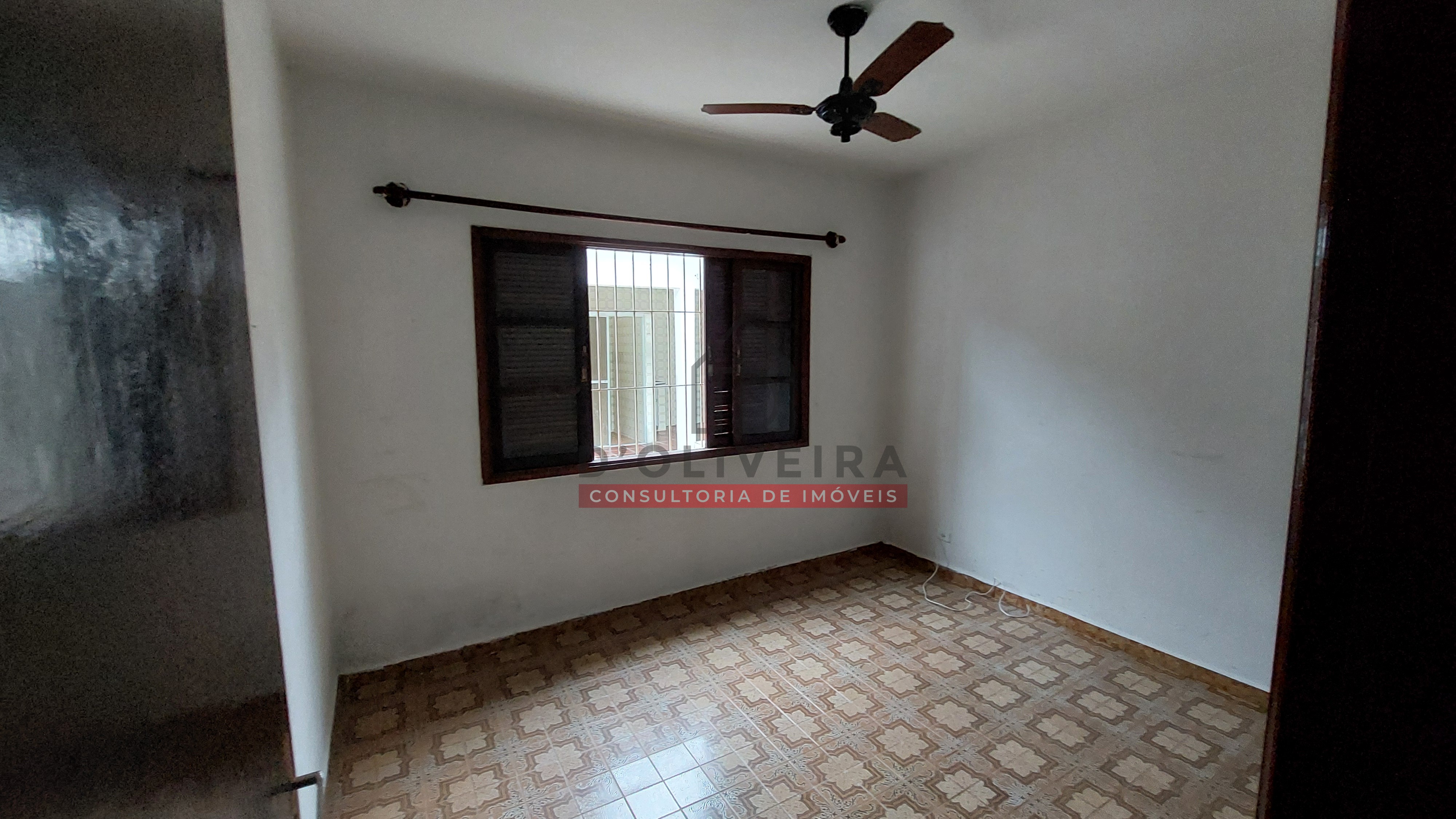 Casa à venda com 3 quartos a 600 metros da praia no Bairro São João Batista  - Peruíbe - SP