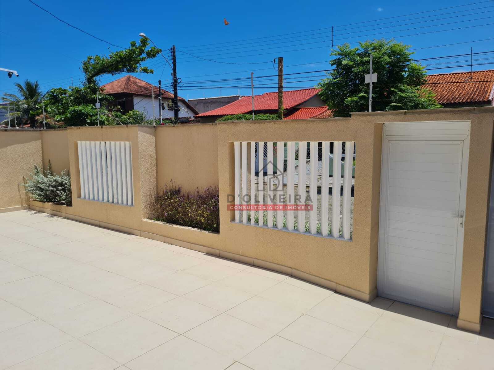 Casa com piscina à venda no Balneário Três Marias - Peruíbe - SP