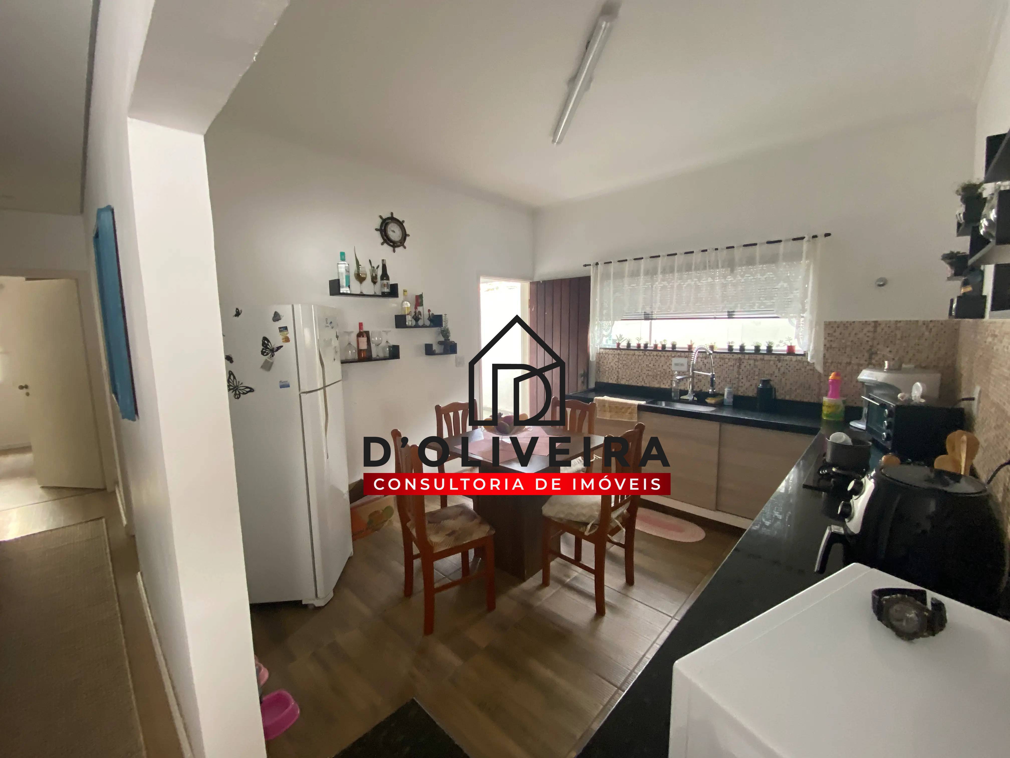 Casa térrea à venda no Balneário Oásis - Peruíbe - SP